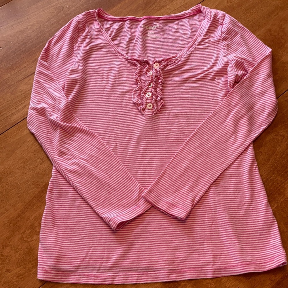 EUC OLD NAVY L/S pj top. Ruffle front, button up.